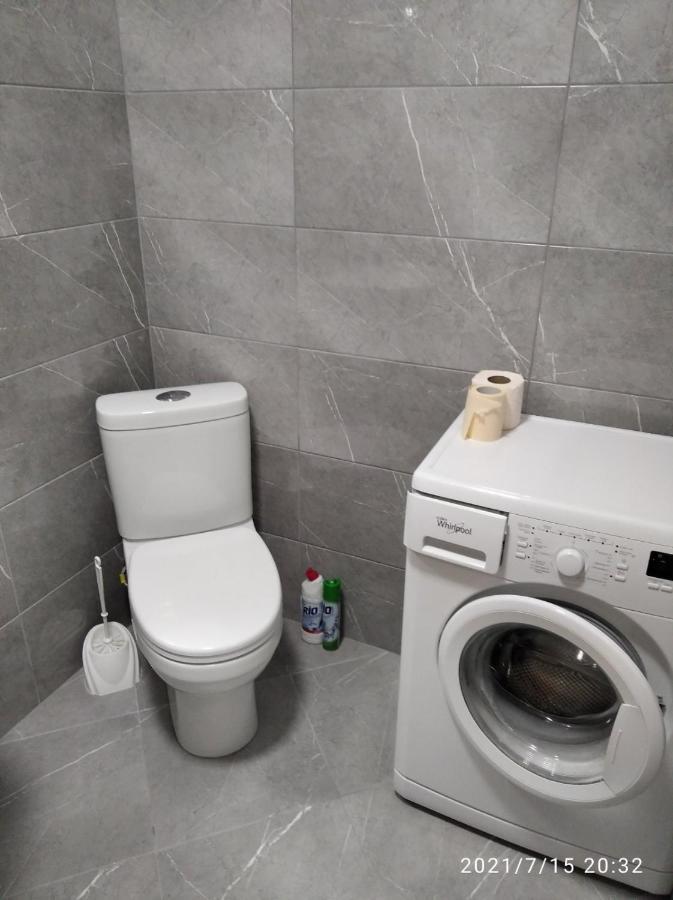 Appartement Жк Версаль Парк à Irpin Extérieur photo