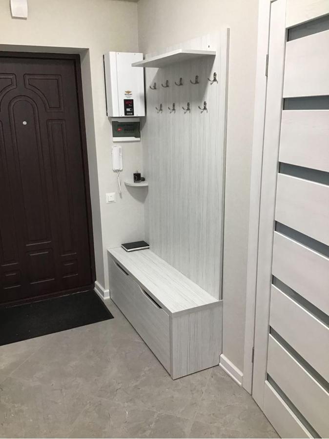 Appartement Жк Версаль Парк à Irpin Extérieur photo