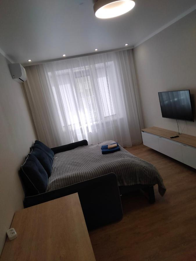 Appartement Жк Версаль Парк à Irpin Extérieur photo